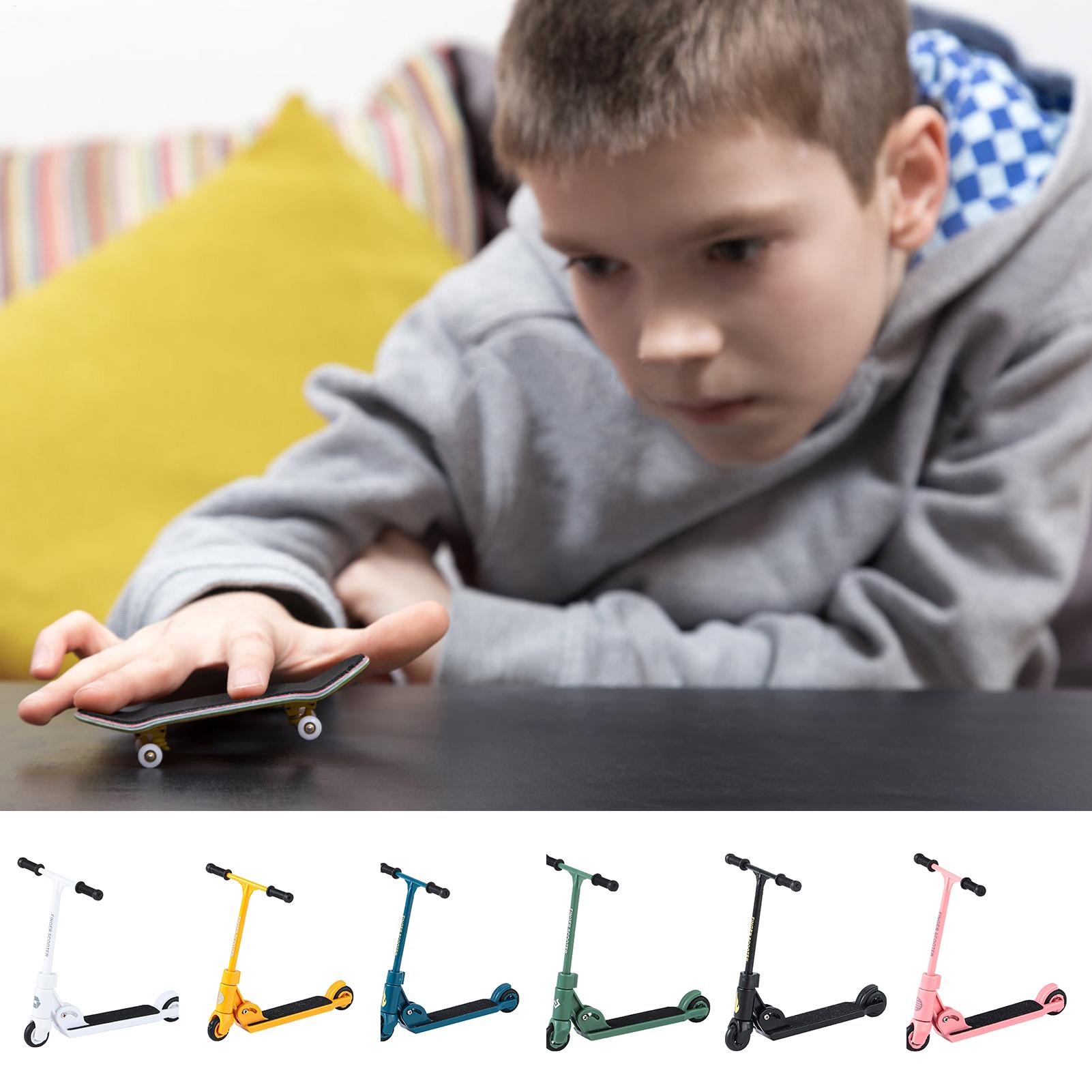 Kids Toys Scooter - Mini Katlanabilir T-tipi Çocuklar için Kick
